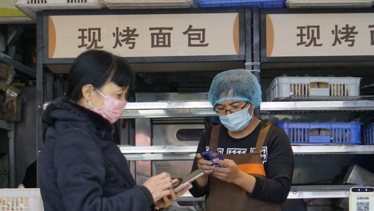 加盟即踩坑？2元面包开始关店