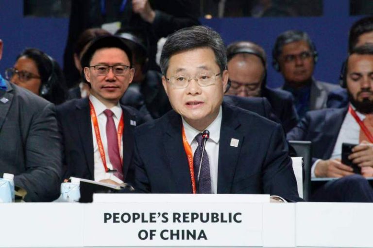 蓝佛安：中国将采取更加积极有为的宏观政策 有信心实现2025年的5%左右增长目标