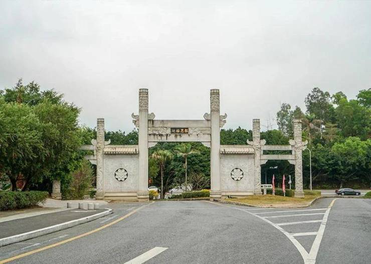分析一下【报恩福地墓园】怎么样?【报恩福地墓园】2025年价格_地址_购买流程