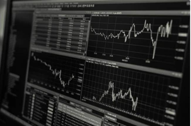 6月13日金市晚评：中东紧张局势再度升级 现货黄金大幅探高