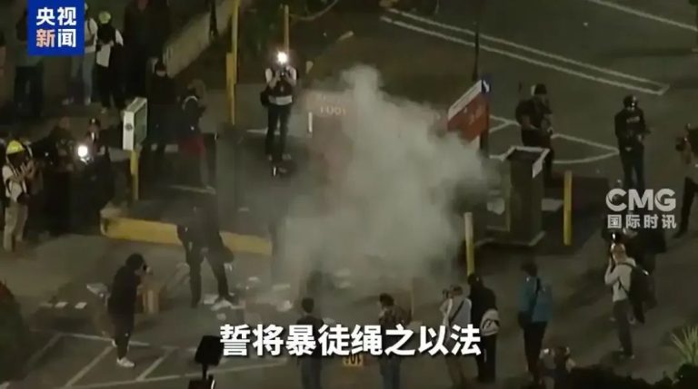 洛杉矶已经失控 有人用可致命烟花攻击警察！美国前副总统哈里斯：特朗普的做法是“危险的升级”！专家：背后是一场极限党争