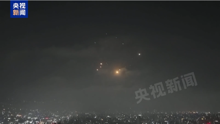 以军发动新一轮袭击 伊朗核计划总部遭袭！以色列多地遭伊朗导弹袭击 特朗普、普京表态