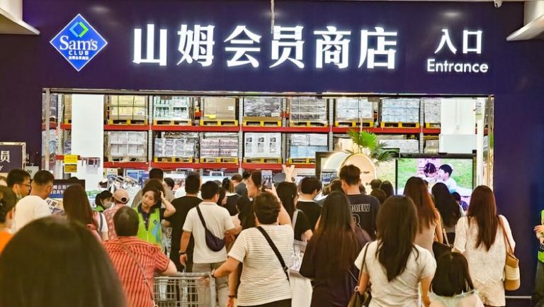 是山姆背叛了阶级，还是中产背叛了国籍？