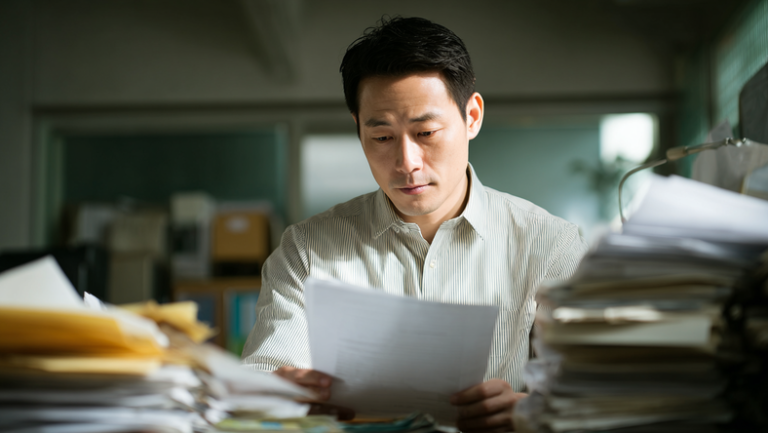 “背调”的真相：鸡肋、昂贵且侵犯隐私