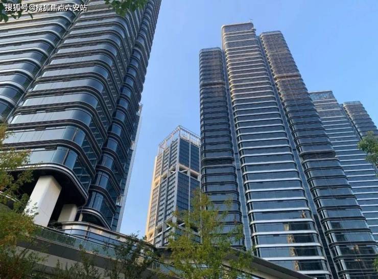 奥体CBD孤品现房!建工EIC 375㎡奢装大平层,24米南向面宽+五重安防,限量席位!