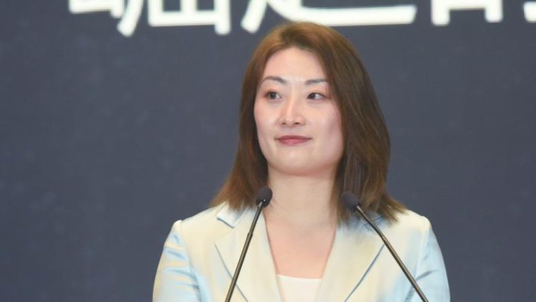 宗馥莉“首战”算不上输，十个关键问题读懂案件