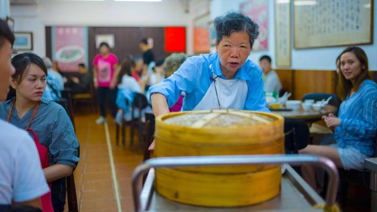 黑工、外劳与本地青年：香港失业率上升的三重撕裂