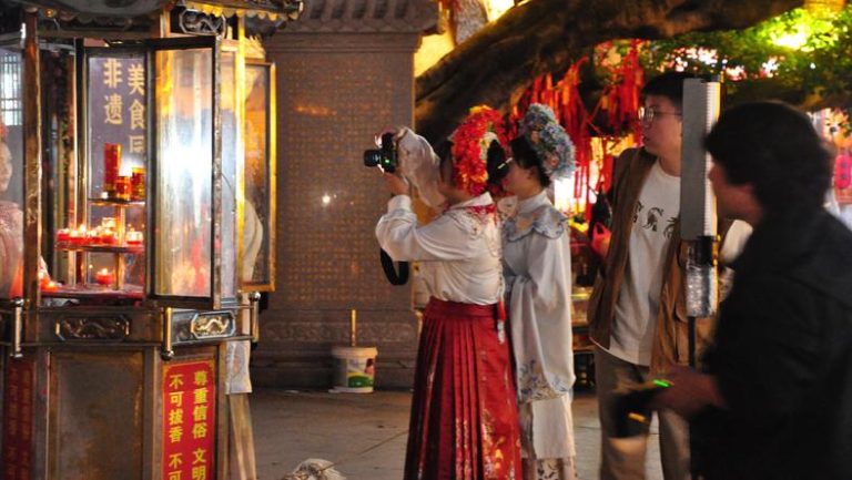 带编制的中国神仙，在境外大杀四方